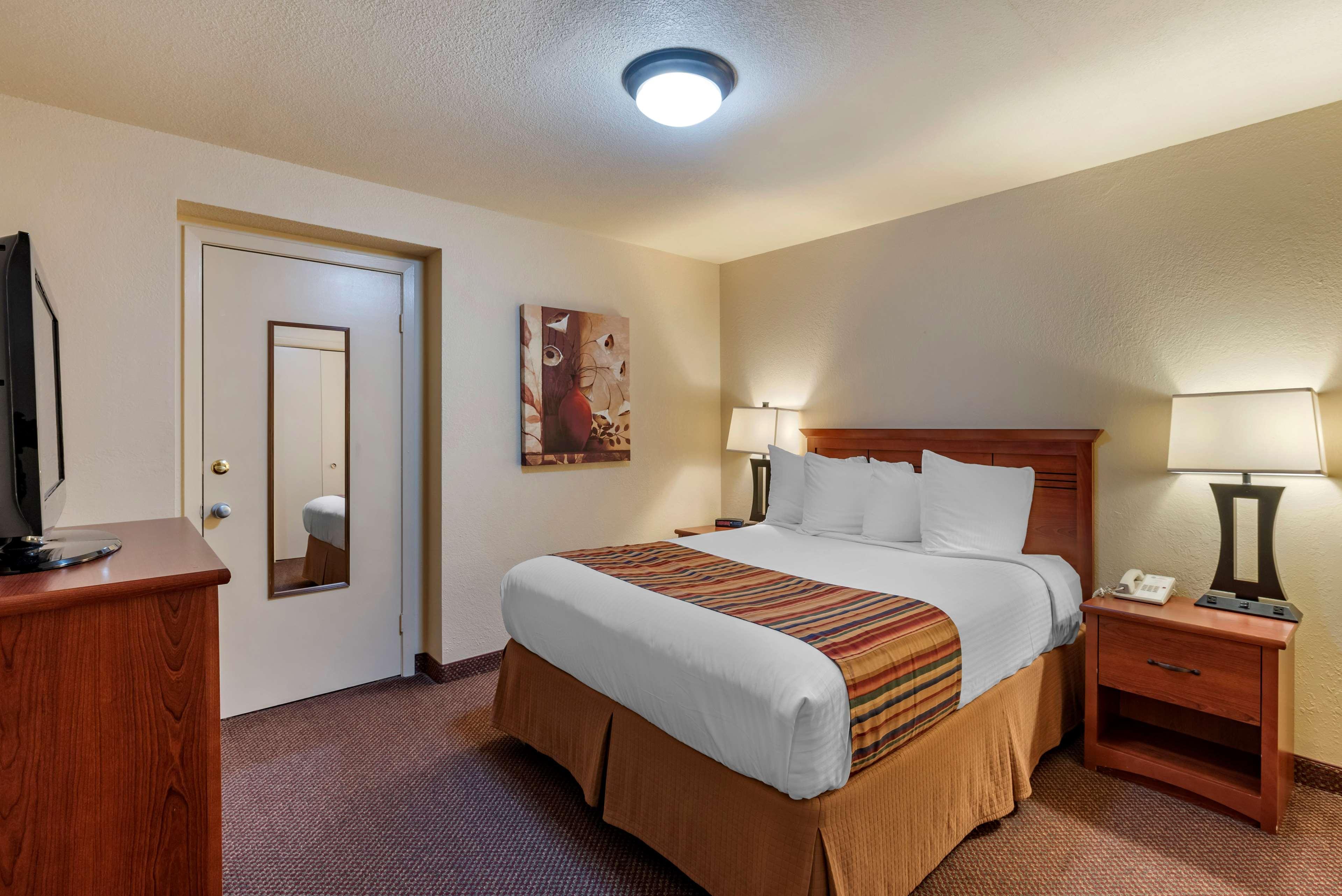 Best Western Sherwood Inn Clarksville Bagian luar foto