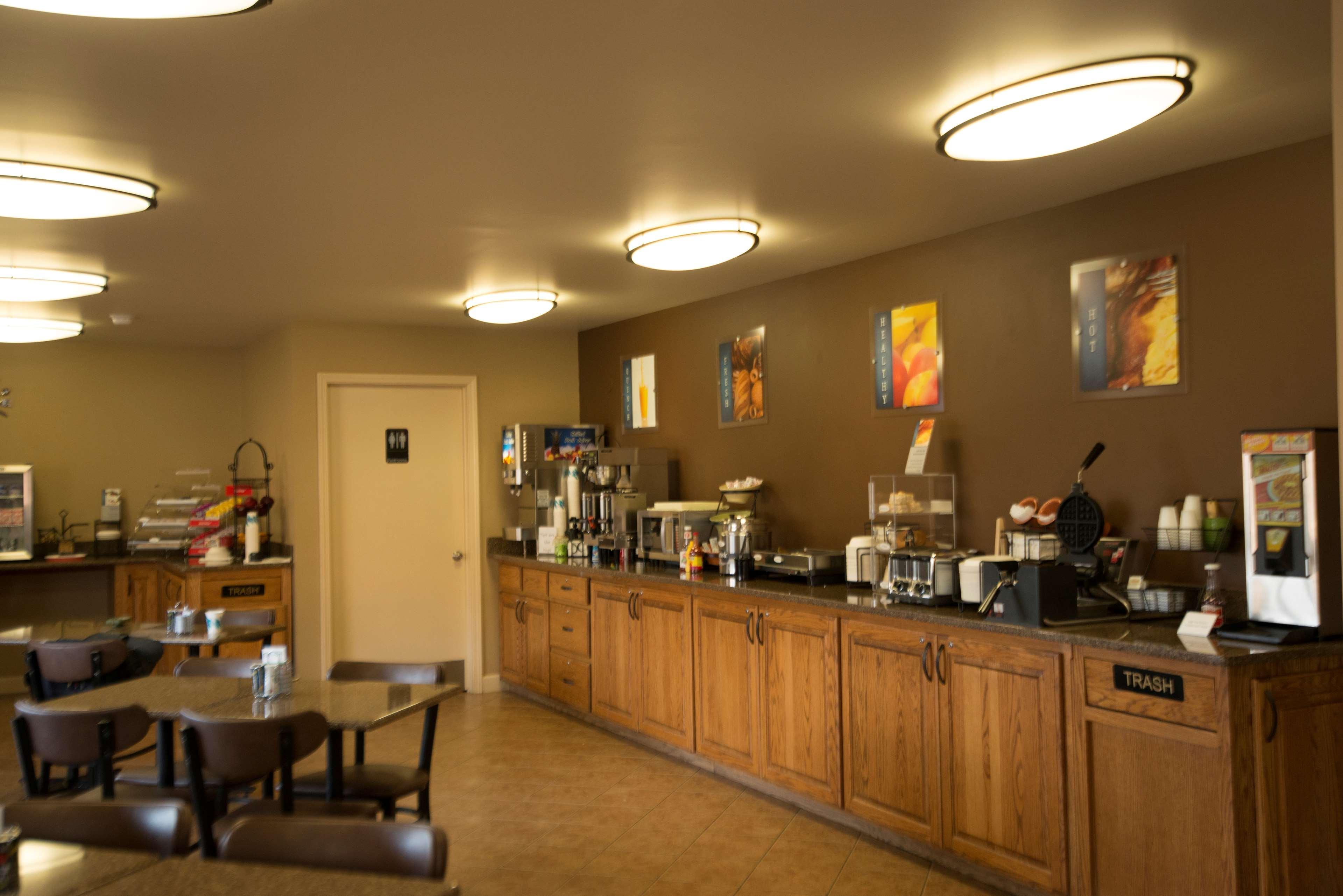 Best Western Sherwood Inn Clarksville Bagian luar foto