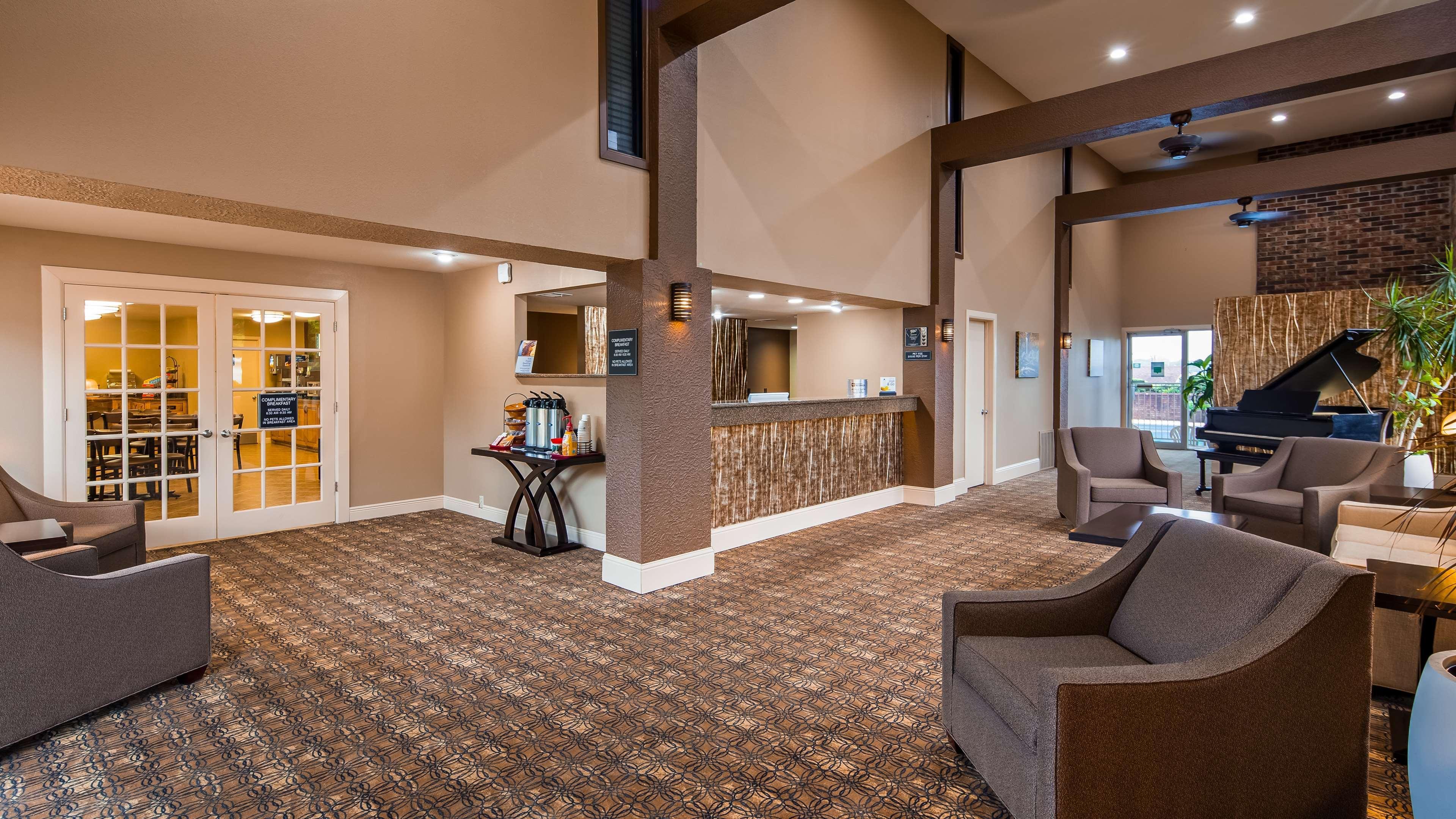 Best Western Sherwood Inn Clarksville Bagian luar foto