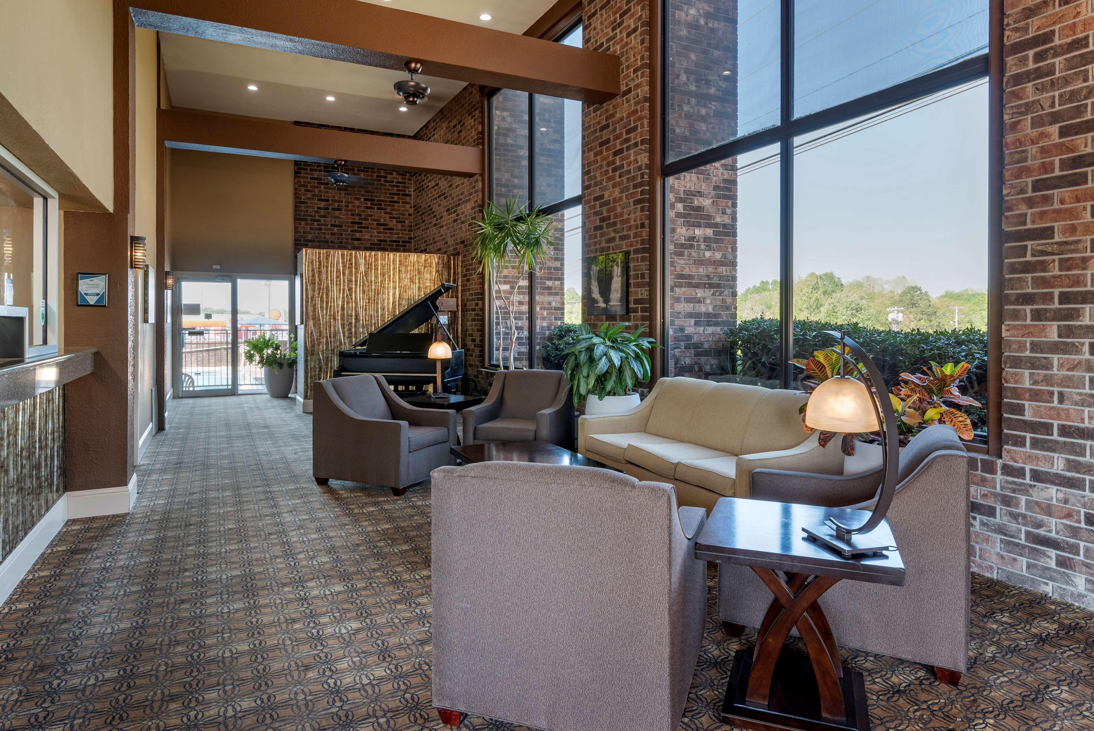 Best Western Sherwood Inn Clarksville Bagian luar foto