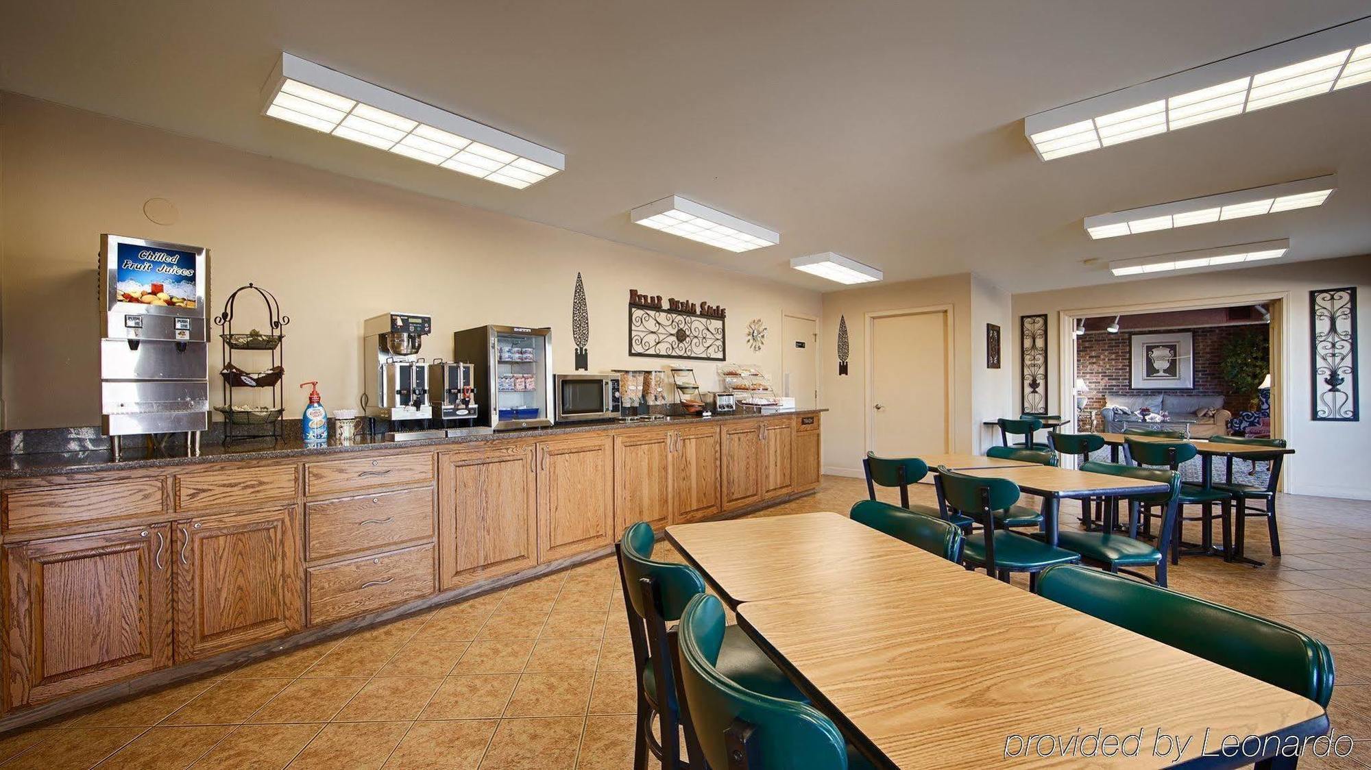 Best Western Sherwood Inn Clarksville Bagian luar foto