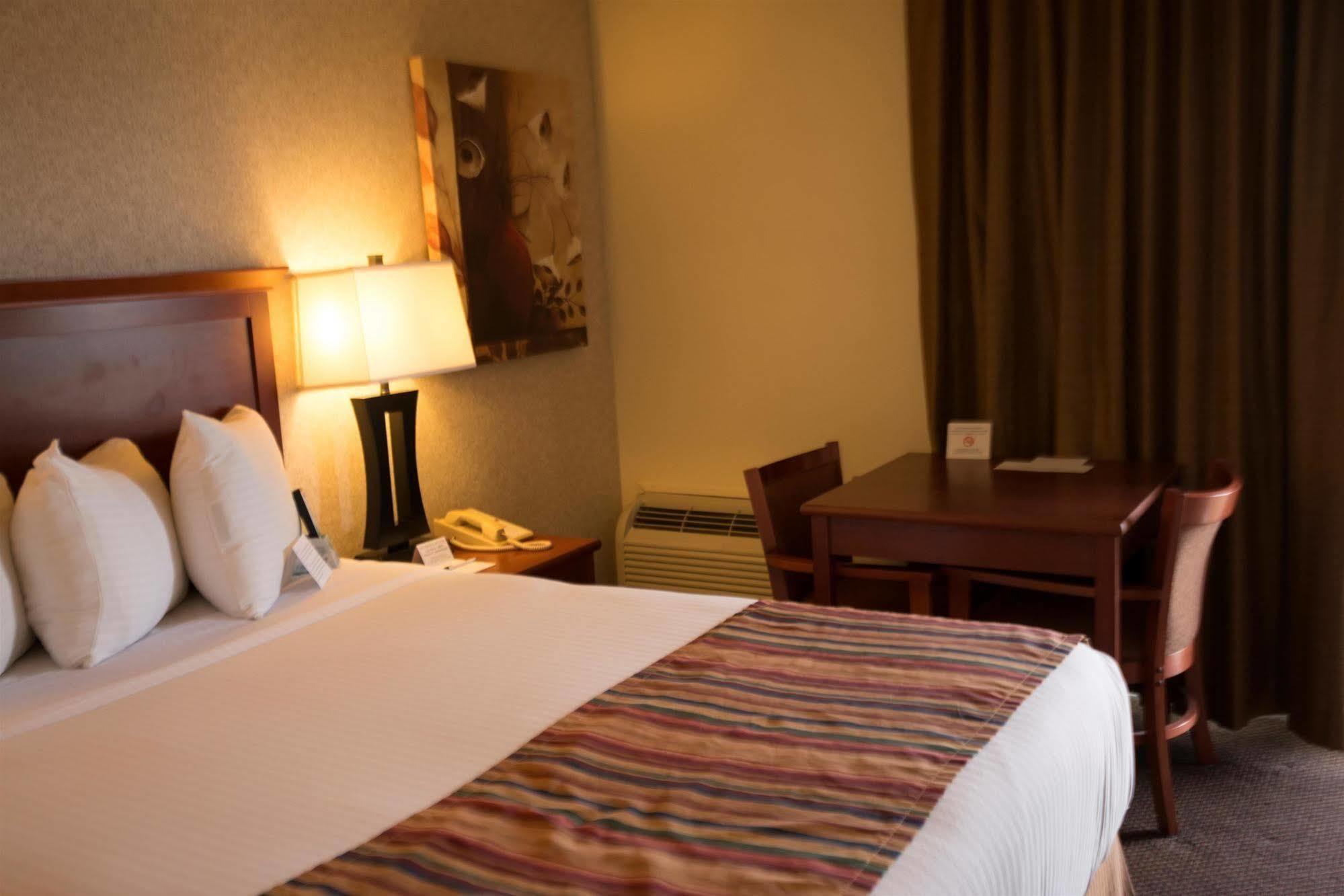 Best Western Sherwood Inn Clarksville Bagian luar foto