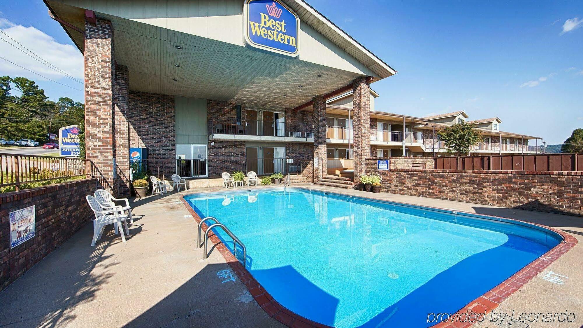 Best Western Sherwood Inn Clarksville Bagian luar foto